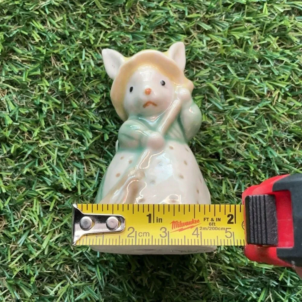 Vintage Style Ceramic Rabbit Figurines Pair Bunny Couple Made in China 3”